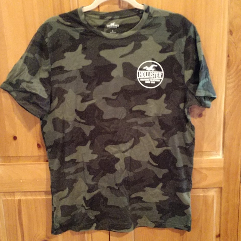 Men's Hollister Camo T-Shirt